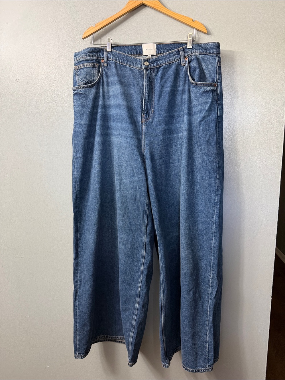 Reformation Addyson Wide-Leg Jeans in Light Blue Denim 34